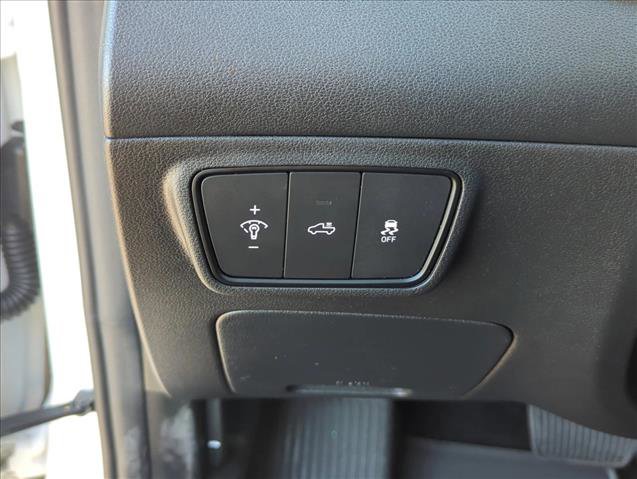 Used 2022 Hyundai Santa Cruz SEL Premium image 10