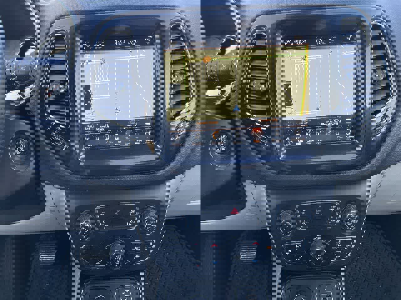 Used 2018 Jeep Compass Limited w/ Navigation Group image 13