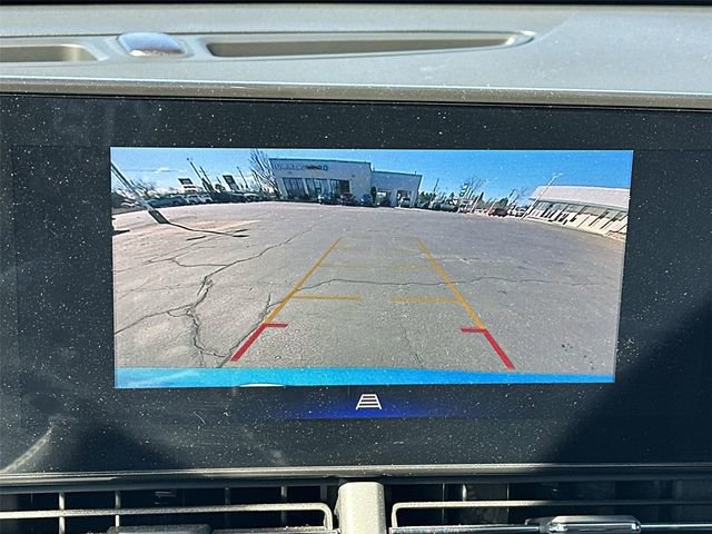 Certified 2025 Chevrolet Trax LT w/ Driver Confidence Package FWD image 14