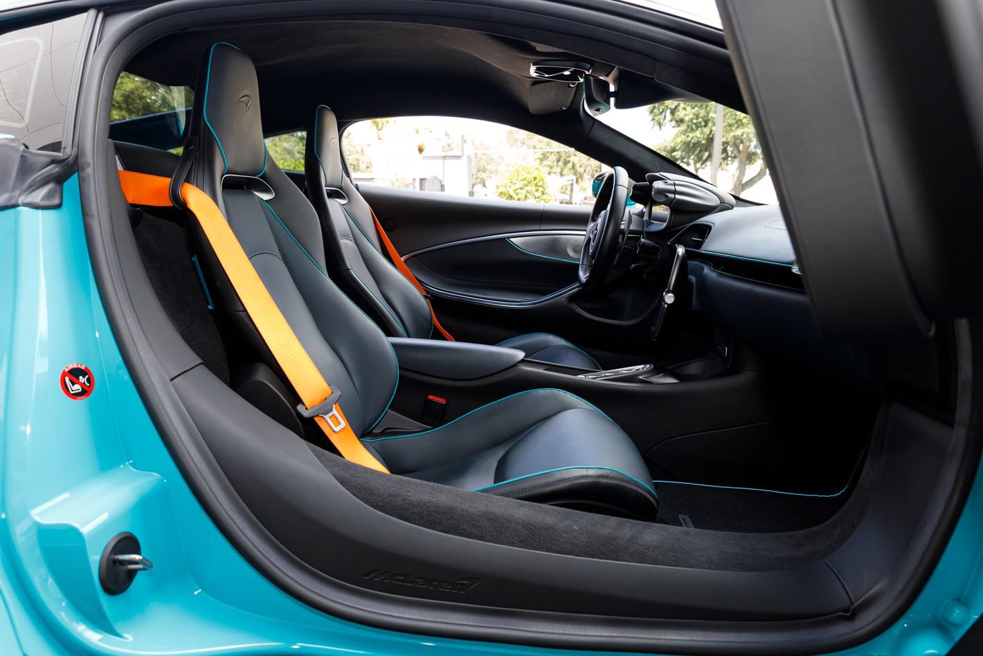 Used 2023 McLaren Artura RWD image 51