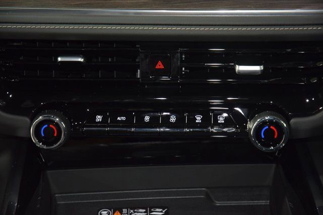 New 2026 Chevrolet Suburban Premier image 34