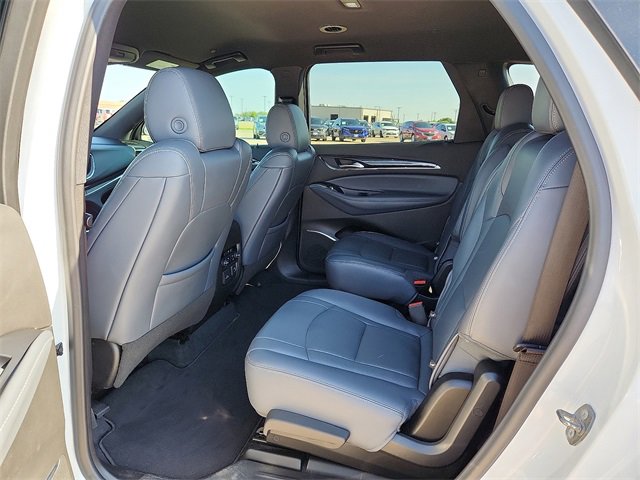 Used 2022 Buick Enclave Premium image 12