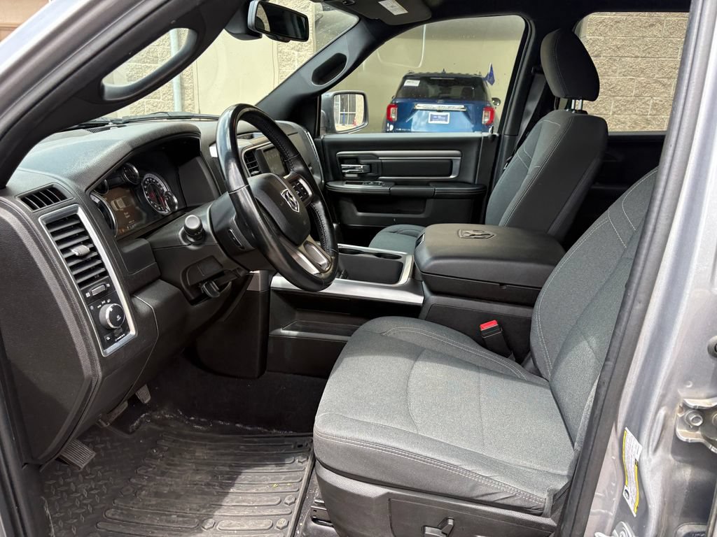 Used 2021 RAM 1500 Warlock AWD/4WD image 16