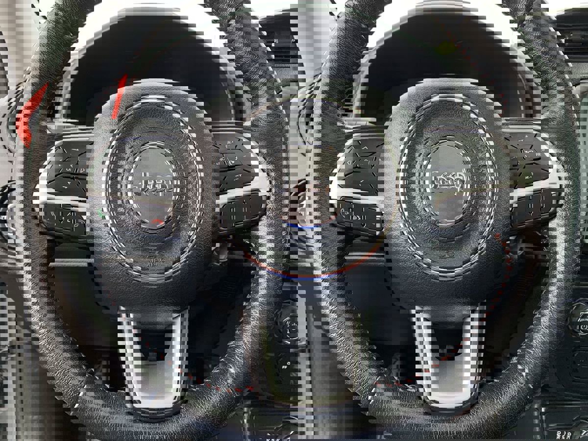 Used 2021 Jeep Renegade Trailhawk w/ Sun & Sound Group image 16