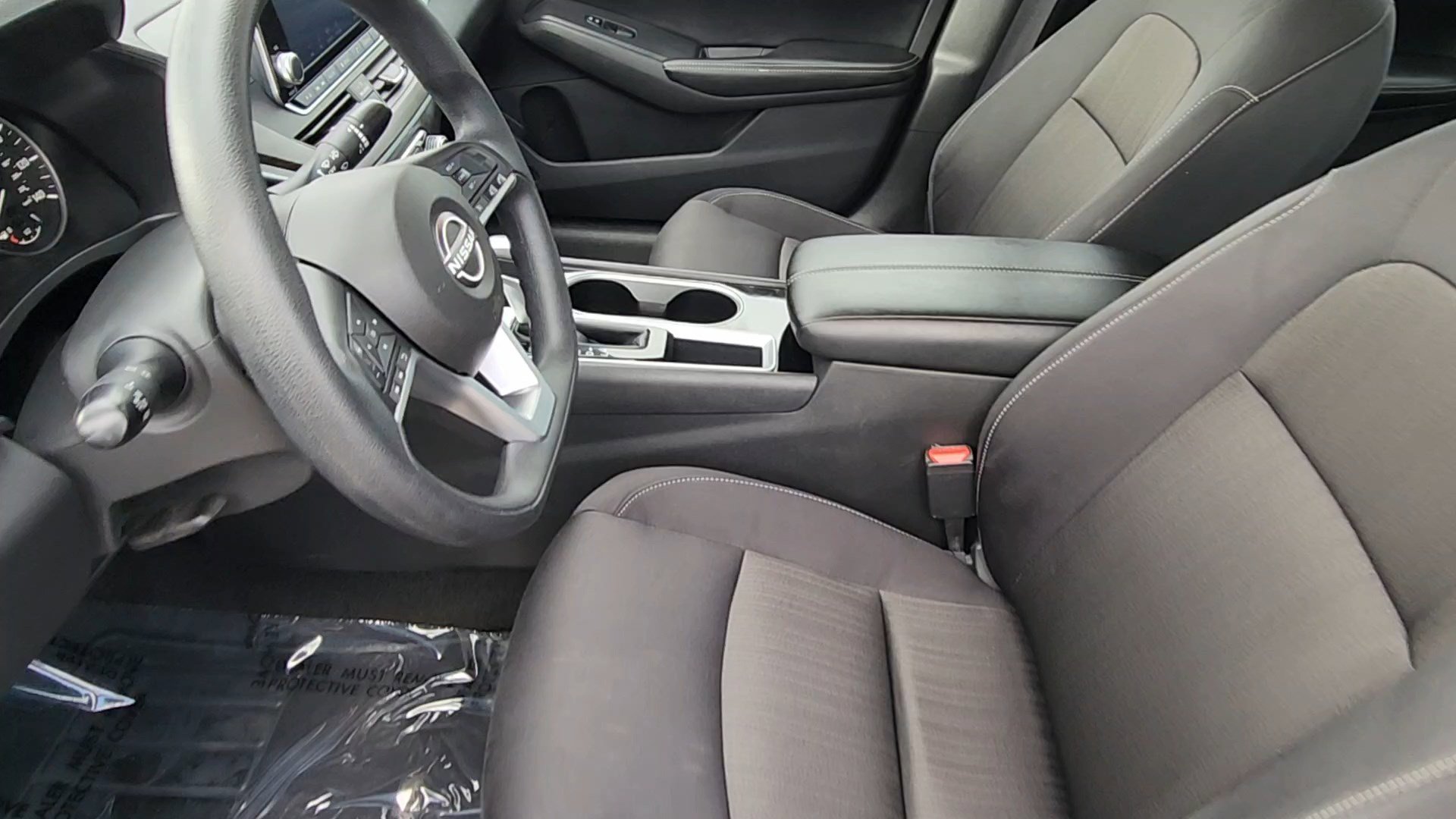 Used 2024 Nissan Altima 2.5 SV FWD image 32