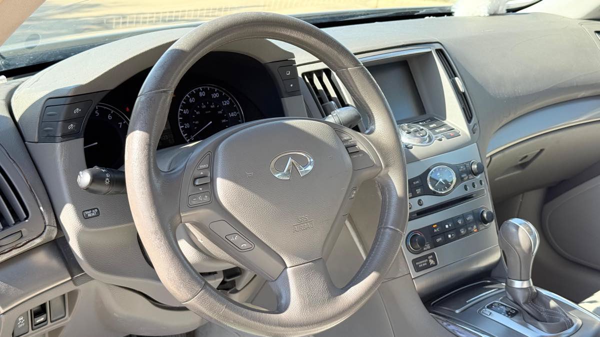 Used 2011 INFINITI G25 Journey w/ Moonroof Pkg RWD image 22