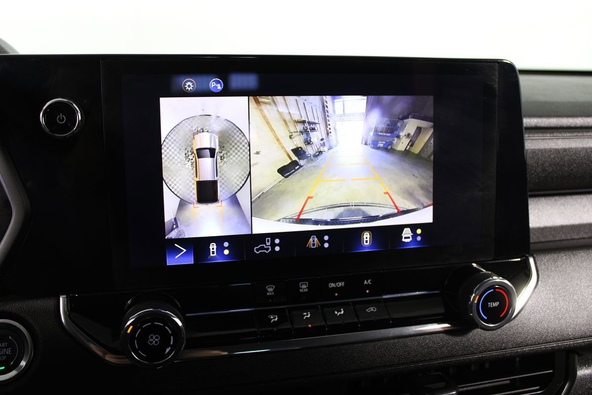 Used 2024 Chevrolet Colorado Trail Boss w/ Technology Package AWD/4WD image 23