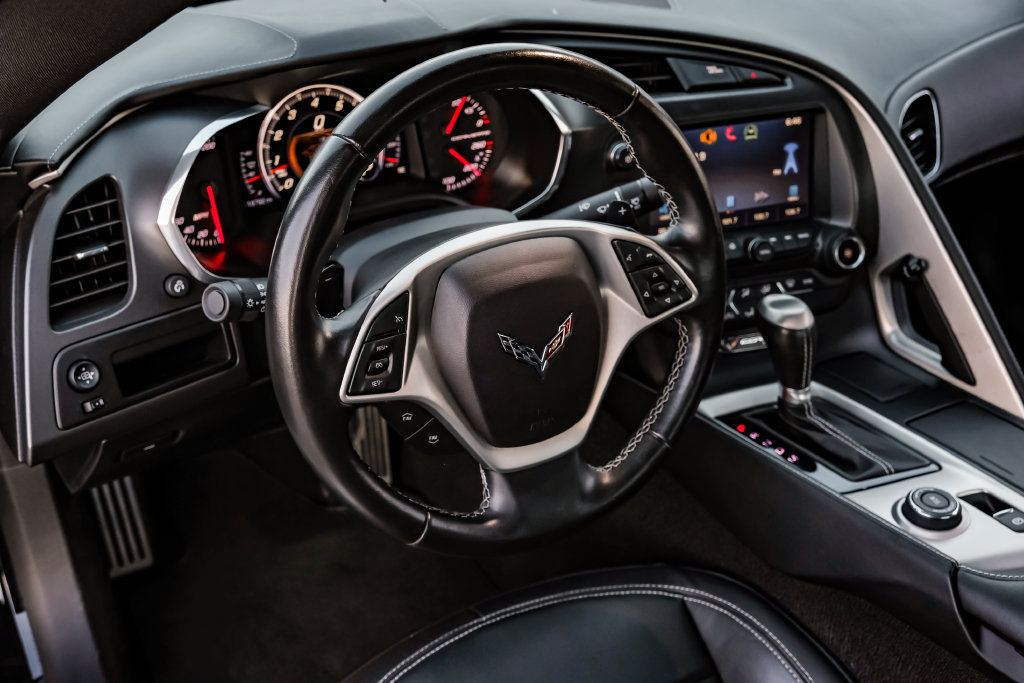 Used 2014 Chevrolet Corvette Stingray Coupe RWD image 11
