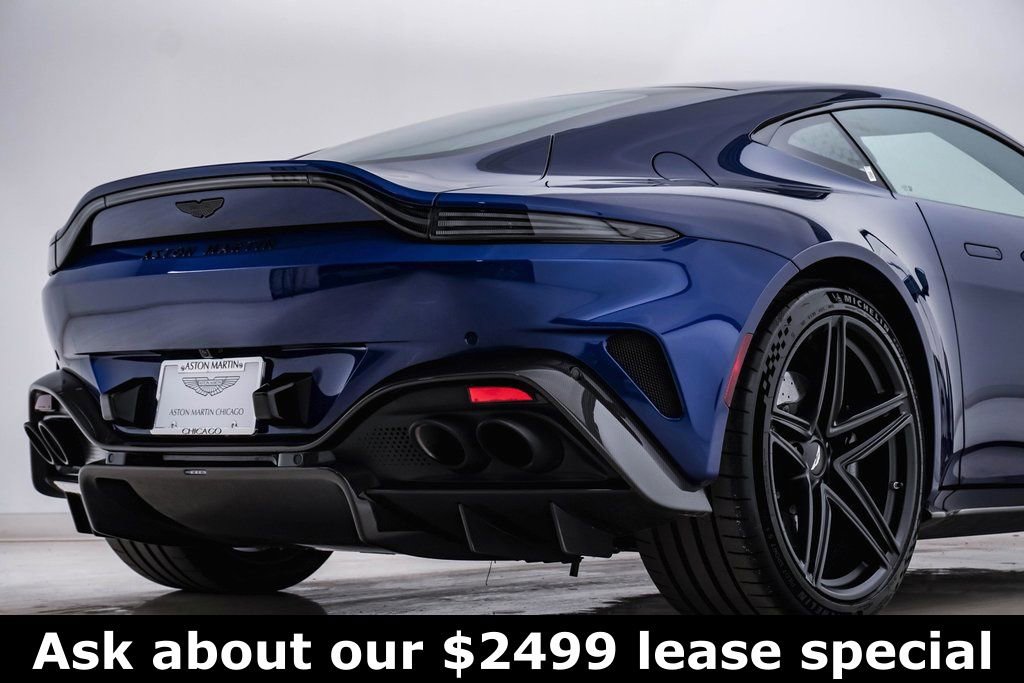 Used 2025 Aston Martin V8 Vantage Coupe image 13