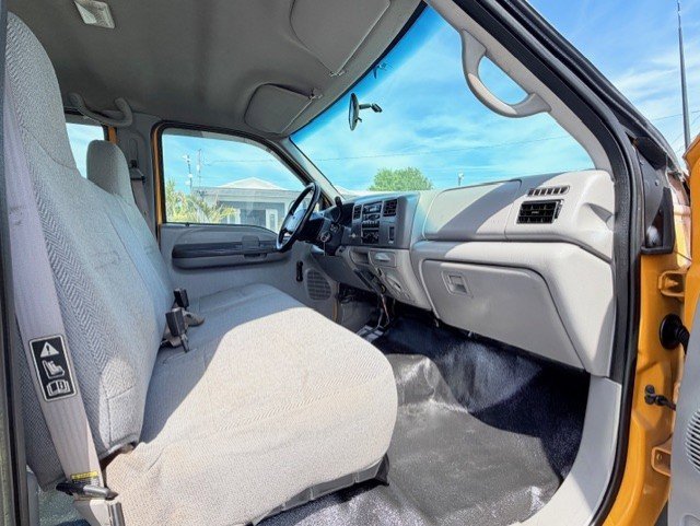 Used 2001 Ford F350 XL image 14