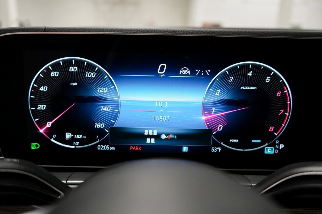 Used 2024 Mercedes-Benz GLS 450 4MATIC image 13