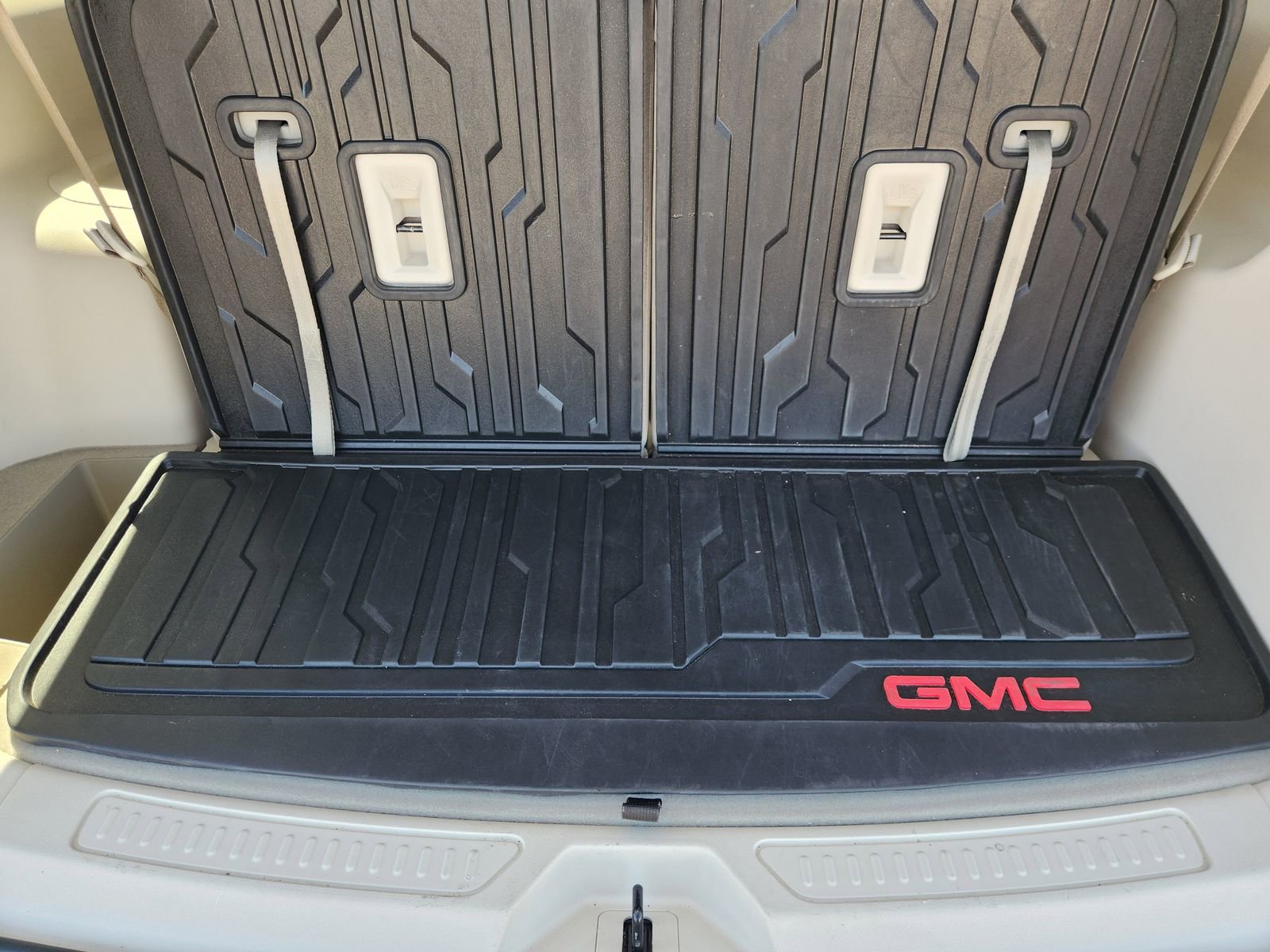 Used 2022 GMC Acadia Denali w/ Denali Technology Package image 37