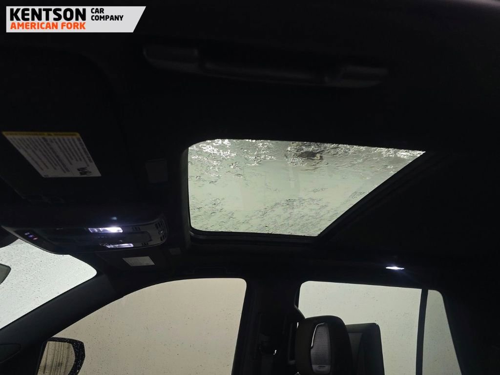 Used 2025 GMC Yukon Denali Ultimate w/ LPO, Floor Liner Package image 18