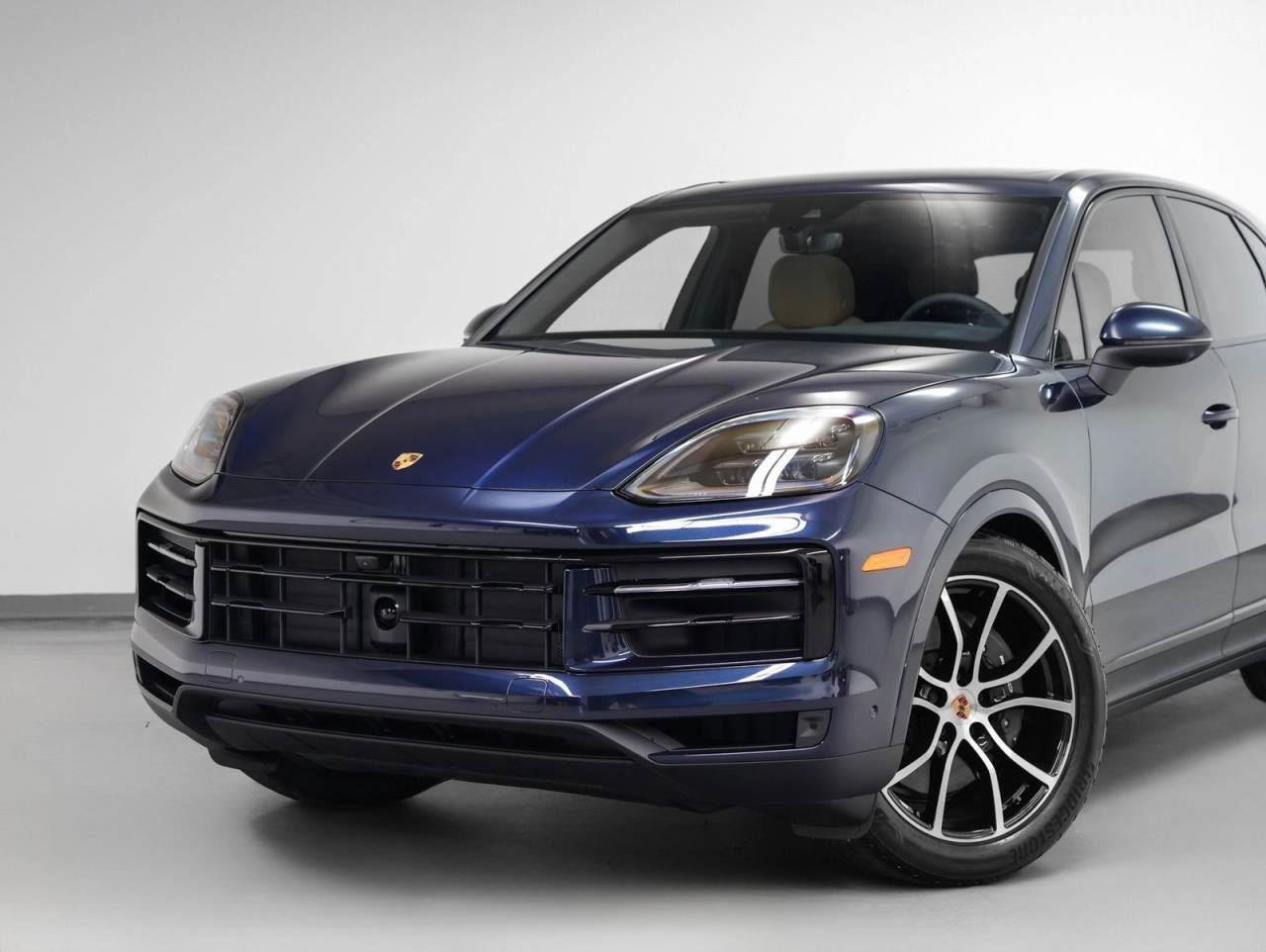 New 2025 Porsche Cayenne image 7