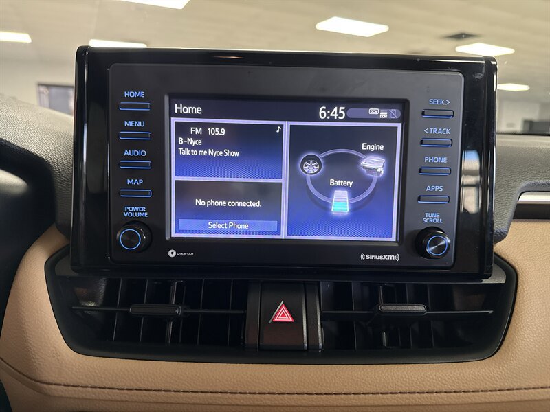 Used 2020 Toyota RAV4 XLE AWD/4WD image 37