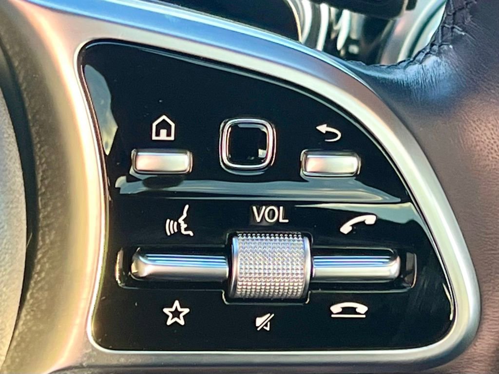 Certified 2022 Mercedes-Benz GLA 250 4MATIC image 32