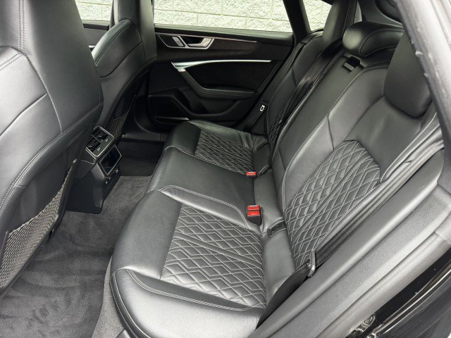 Used 2020 Audi S7 Prestige image 8