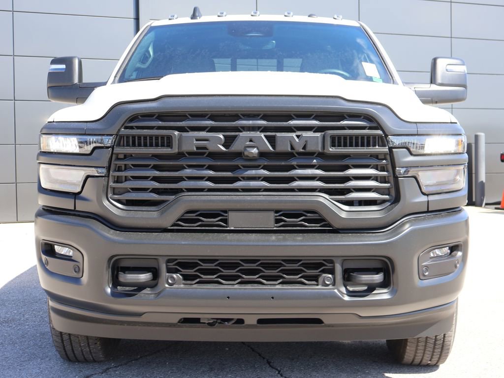 New 2026 RAM 3500 Tradesman AWD/4WD image 7