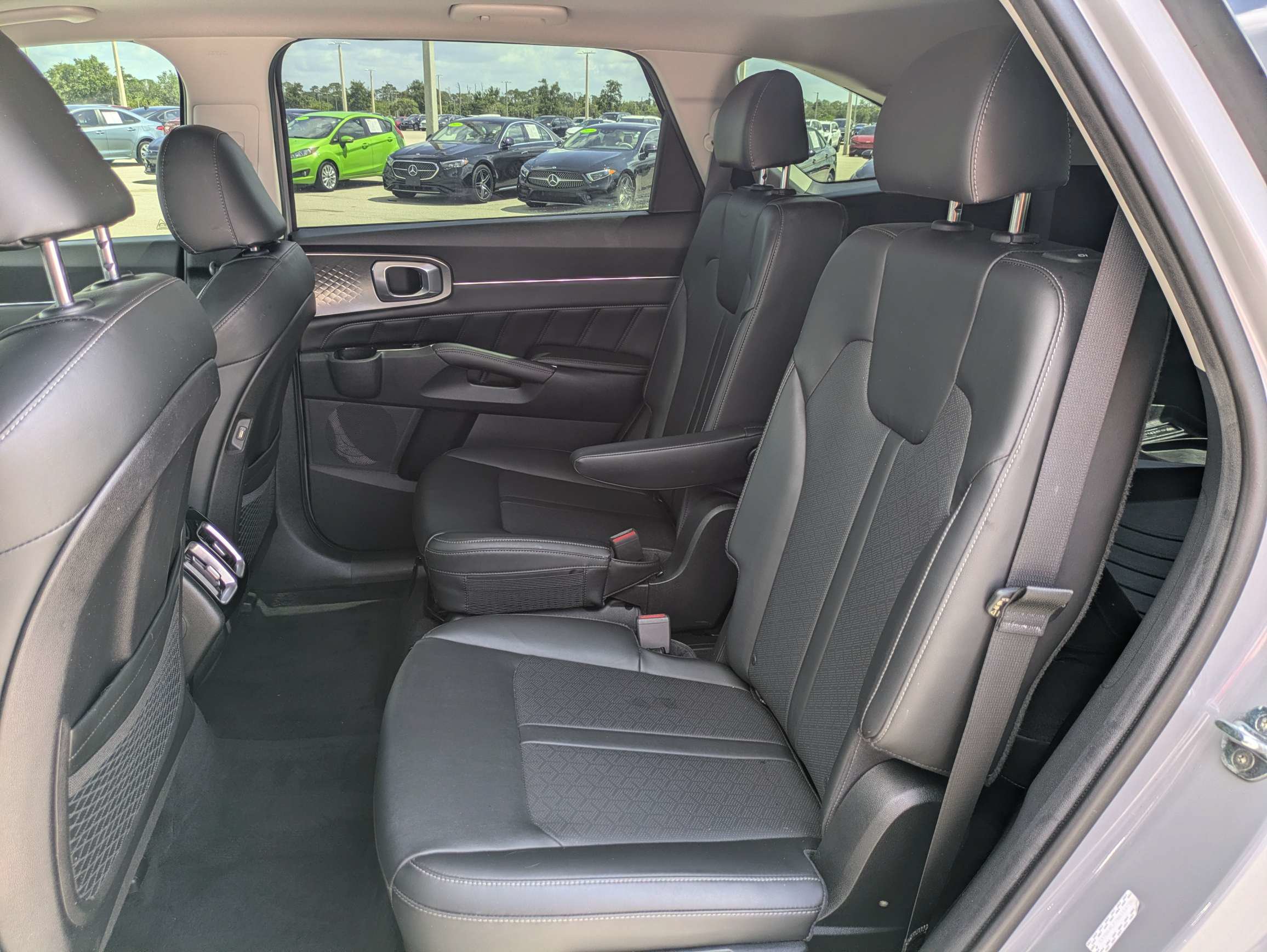 Certified 2022 Kia Sorento SX FWD image 16