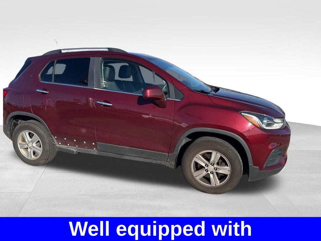 Used 2017 Chevrolet Trax LT w/ Driver Confidence Package image 3