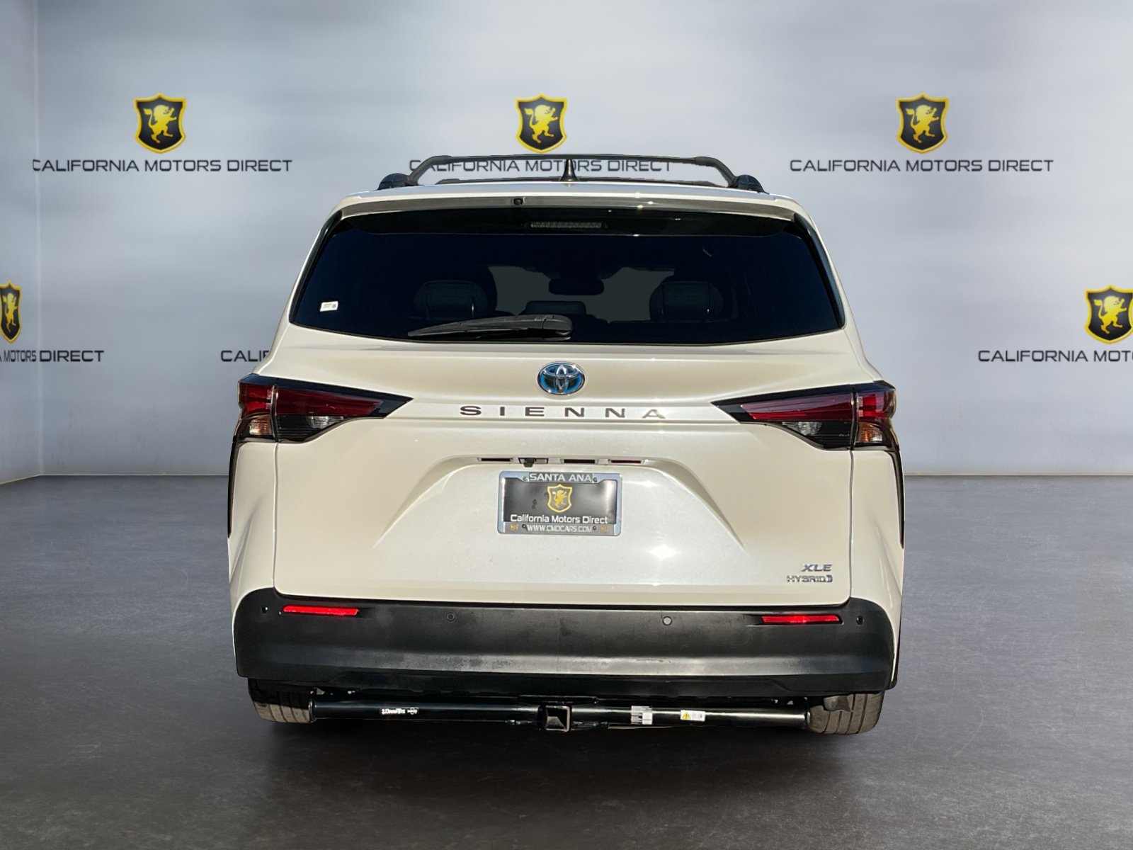 Used 2021 Toyota Sienna XLE w/ XLE Plus Package image 6