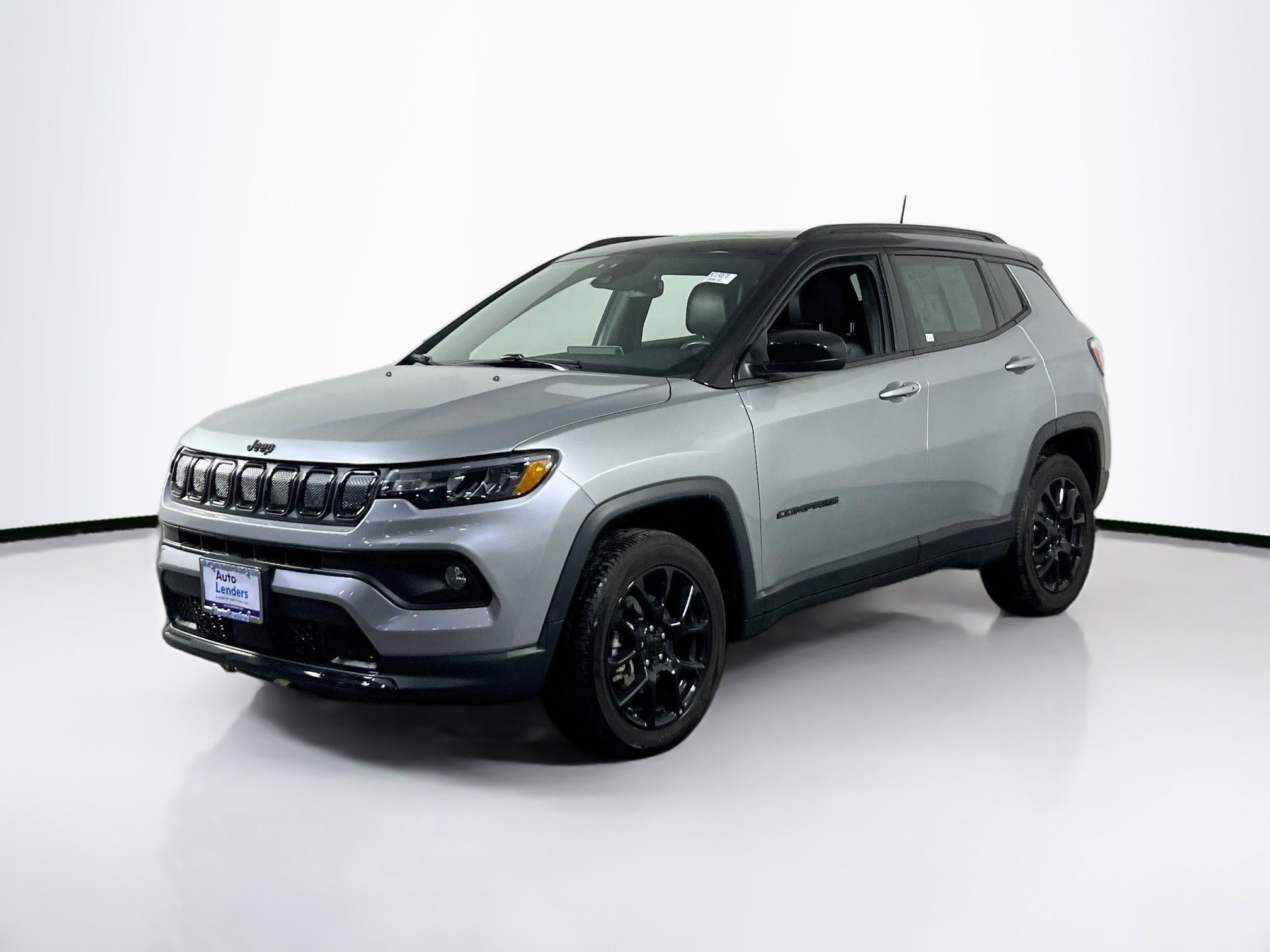 Used 2022 Jeep Compass Altitude w/ Sun and Sound Group image 1