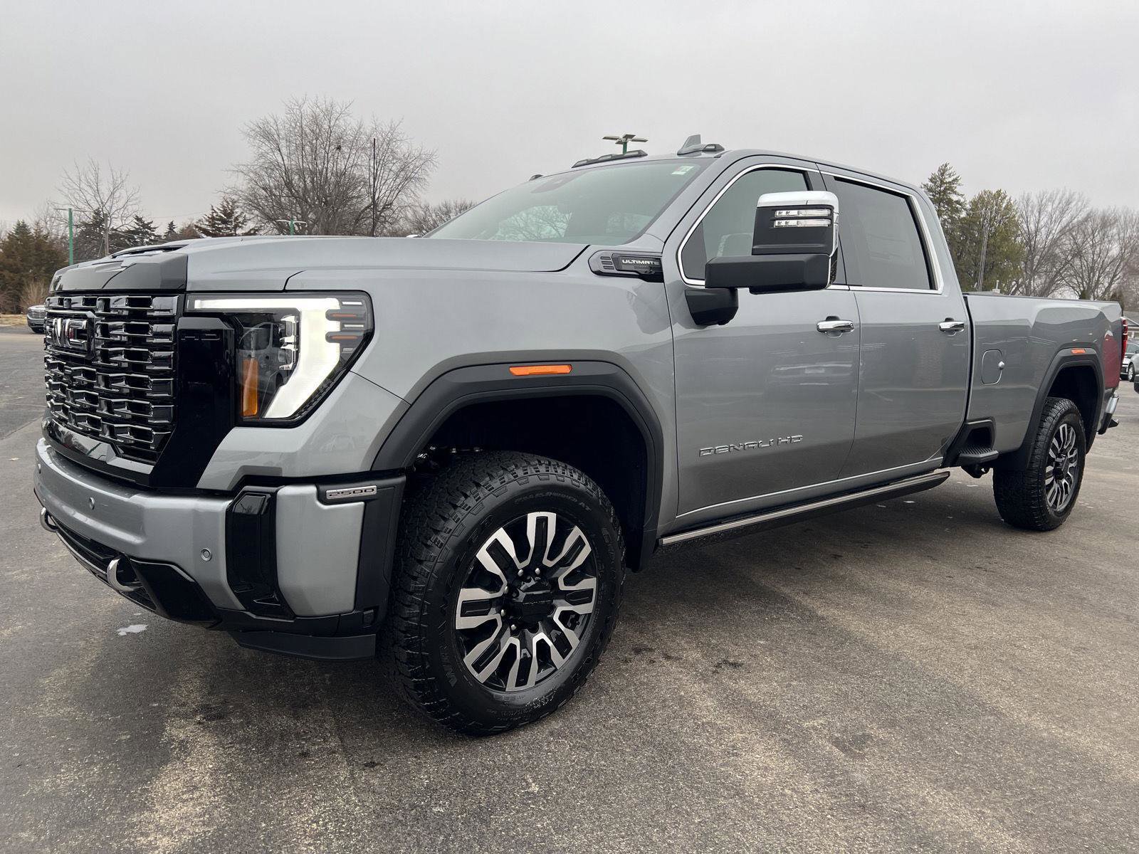 New 2026 GMC Sierra 2500 Denali Ultimate image 13