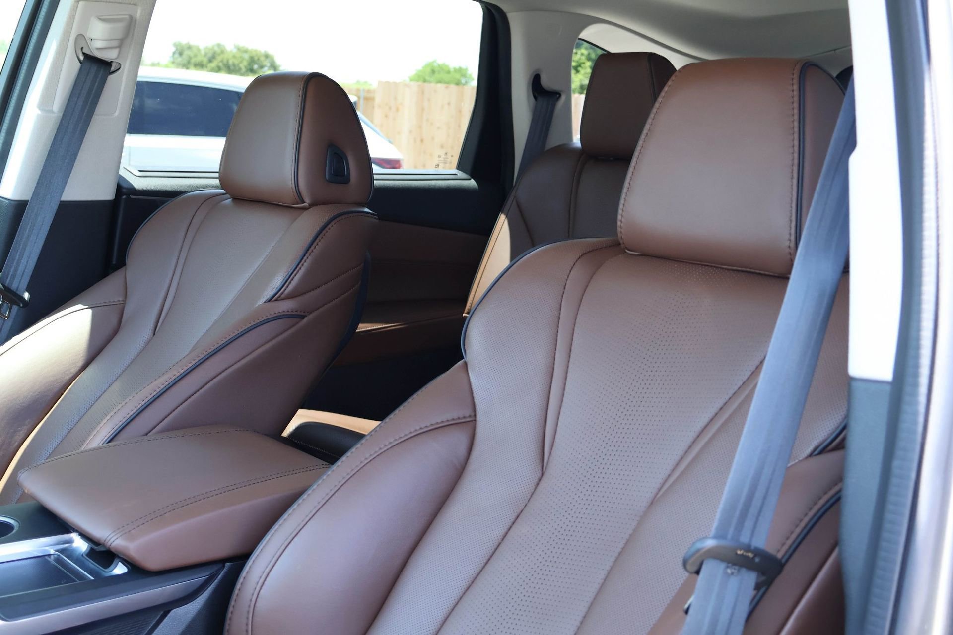 Used 2023 Acura MDX SH-AWD w/ Advance Package image 11