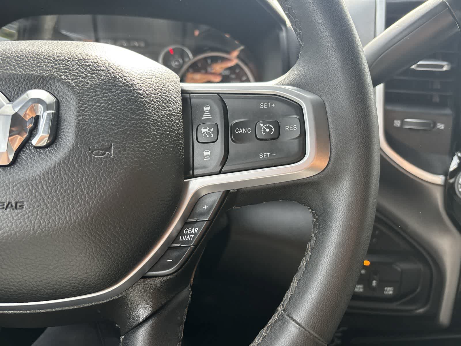 Used 2025 RAM 2500 Big Horn AWD/4WD image 15