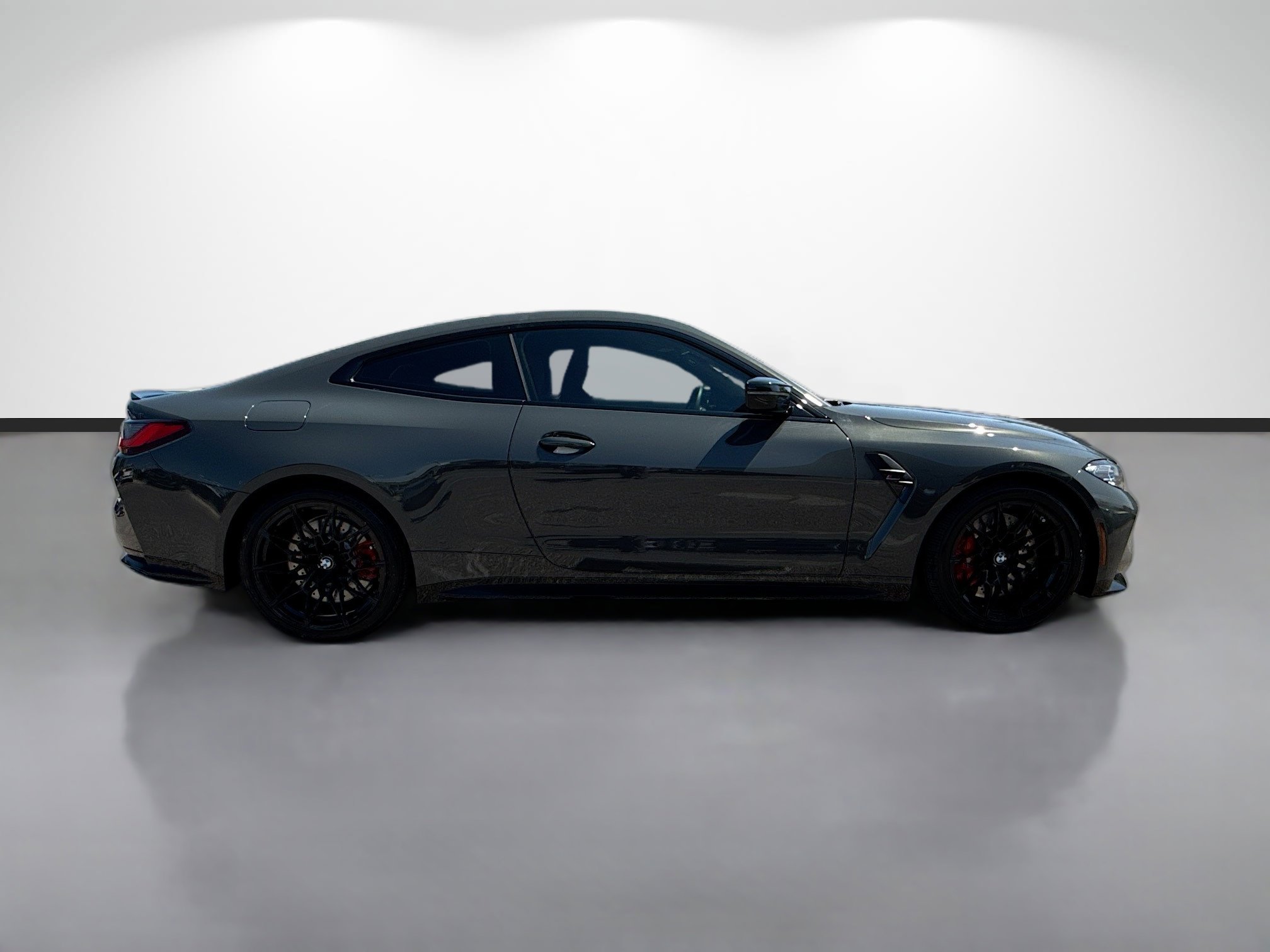 Used 2024 BMW M4 Competition RWD image 6