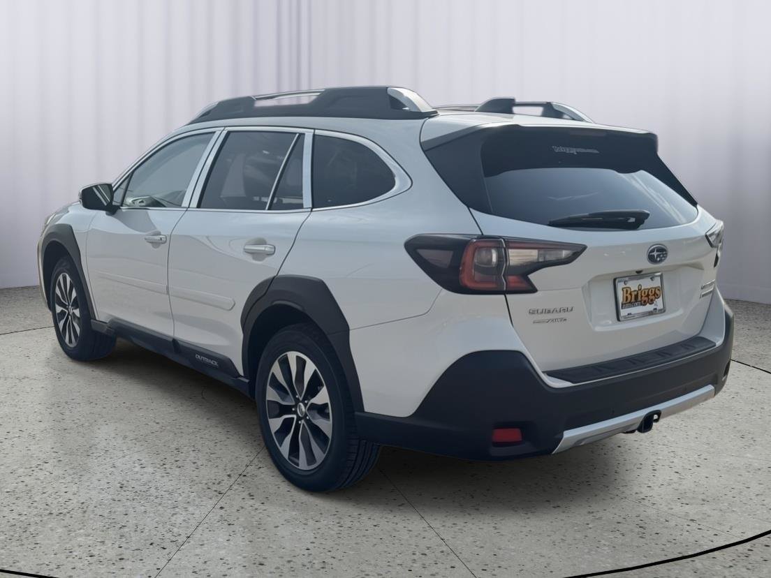 Used 2024 Subaru Outback Touring XT AWD/4WD image 4