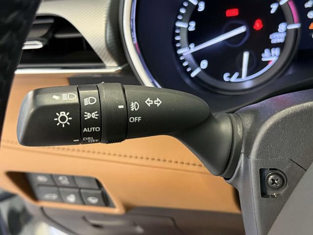 Used 2021 Toyota Highlander Platinum image 30