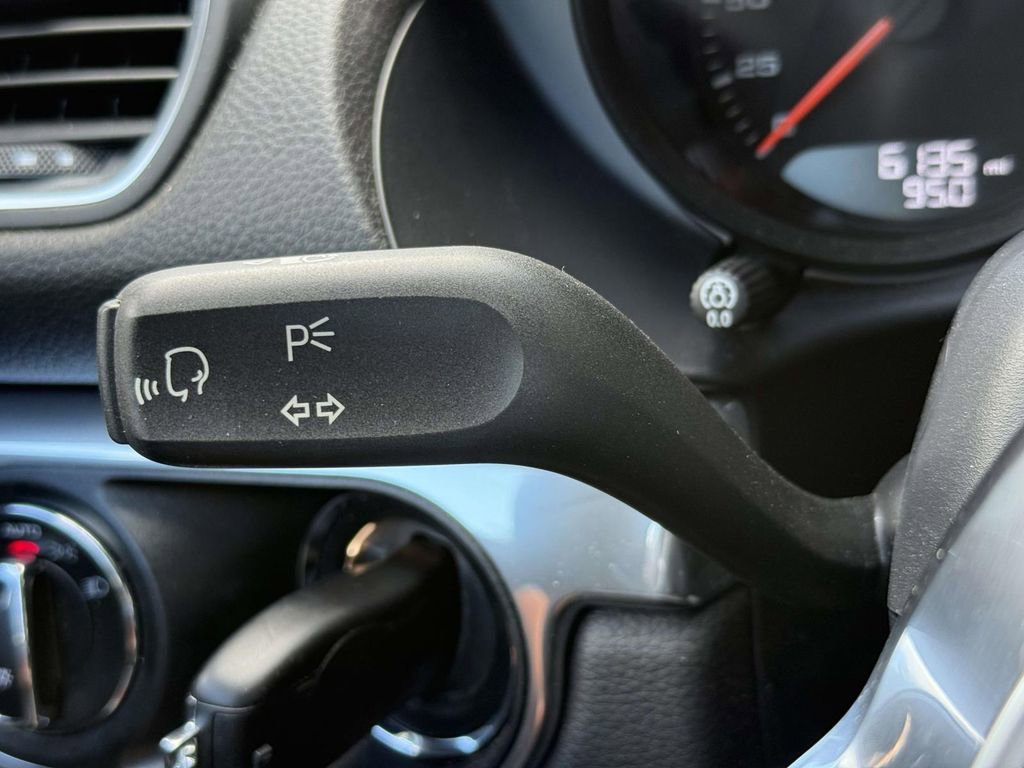 Used 2024 Porsche 718 Cayman image 29