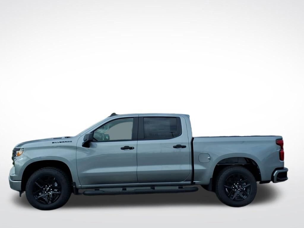 New 2026 Chevrolet Silverado 1500 Custom w/ Turbomax Blackout Package RWD image 7