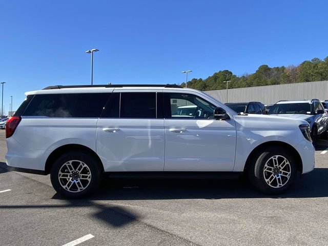 New 2026 Ford Expedition Max Active RWD image 2