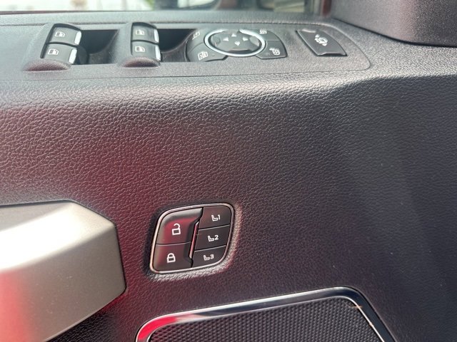 Used 2020 Ford F250 Lariat w/ Lariat Ultimate Package image 22