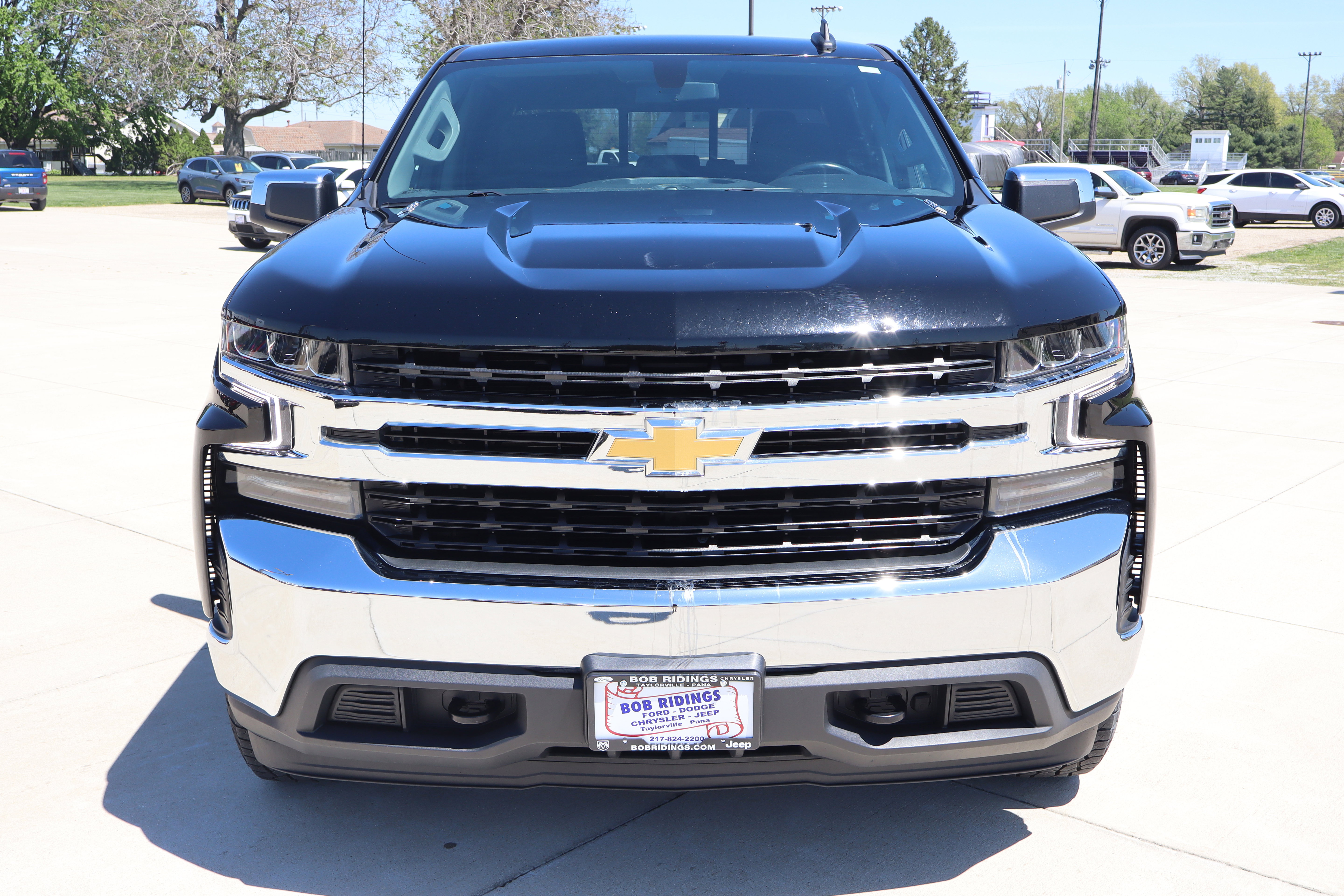 Used 2022 Chevrolet Silverado 1500 LT w/ All Star Edition Plus AWD/4WD image 3