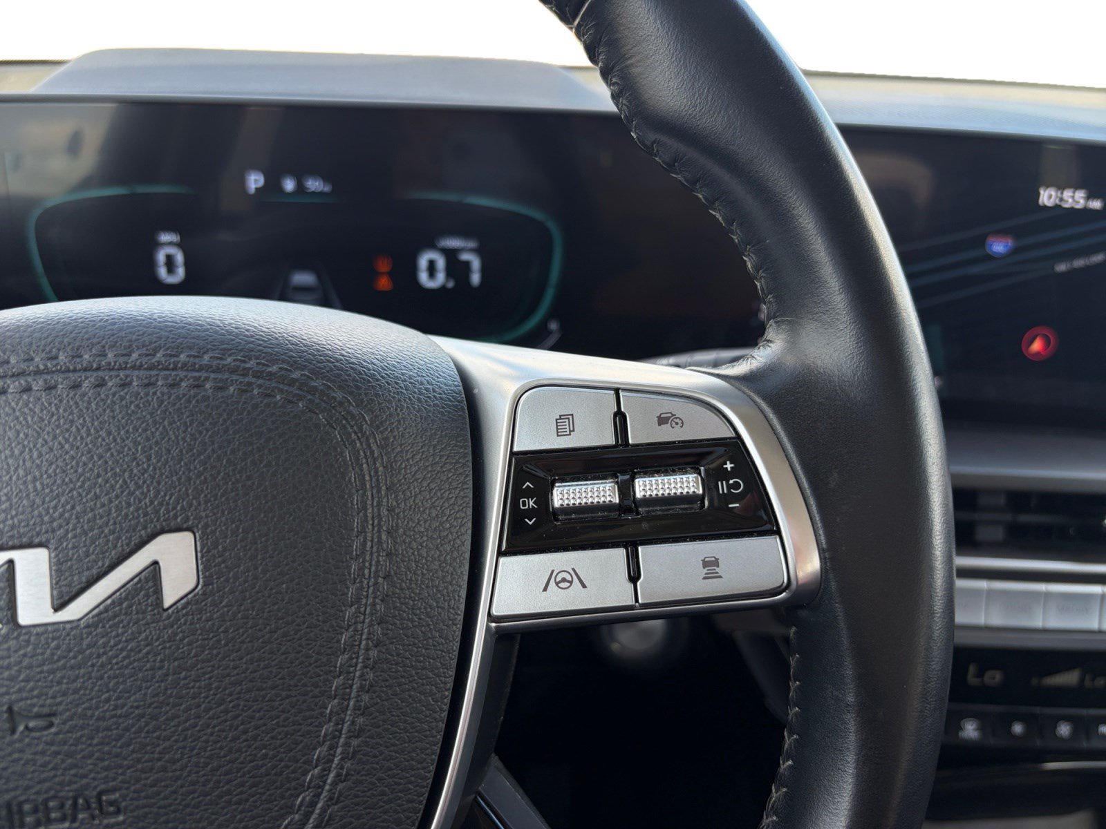 Used 2025 Kia Telluride S FWD image 20