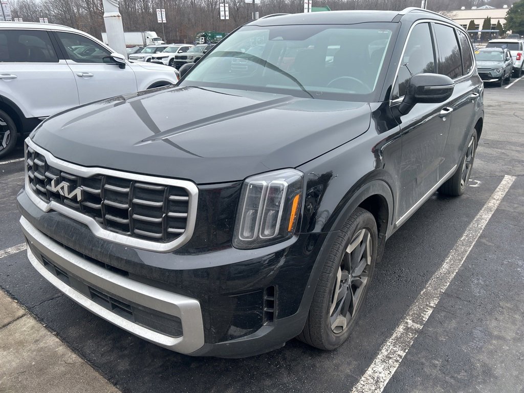 Certified 2023 Kia Telluride S w/ S Sunroof Package image 1