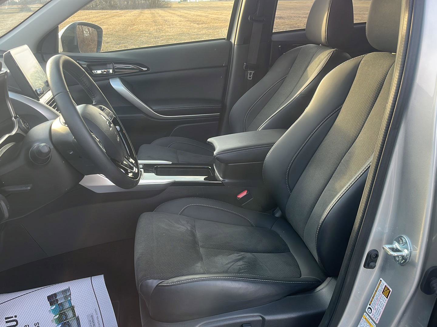 Used 2025 Mitsubishi Eclipse Cross SE image 24