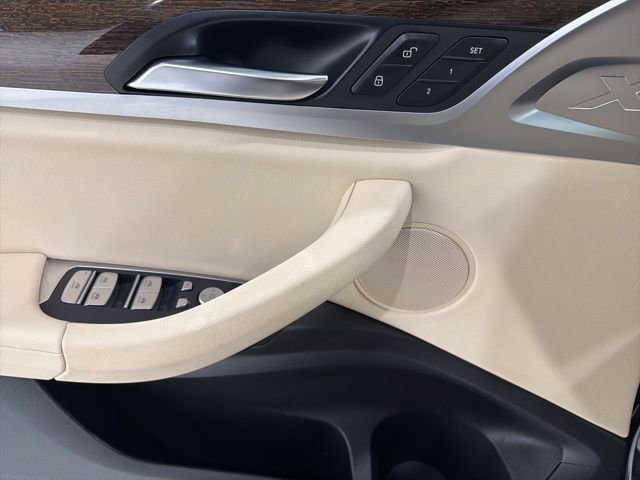 Used 2021 BMW X3 xDrive30i AWD/4WD image 11