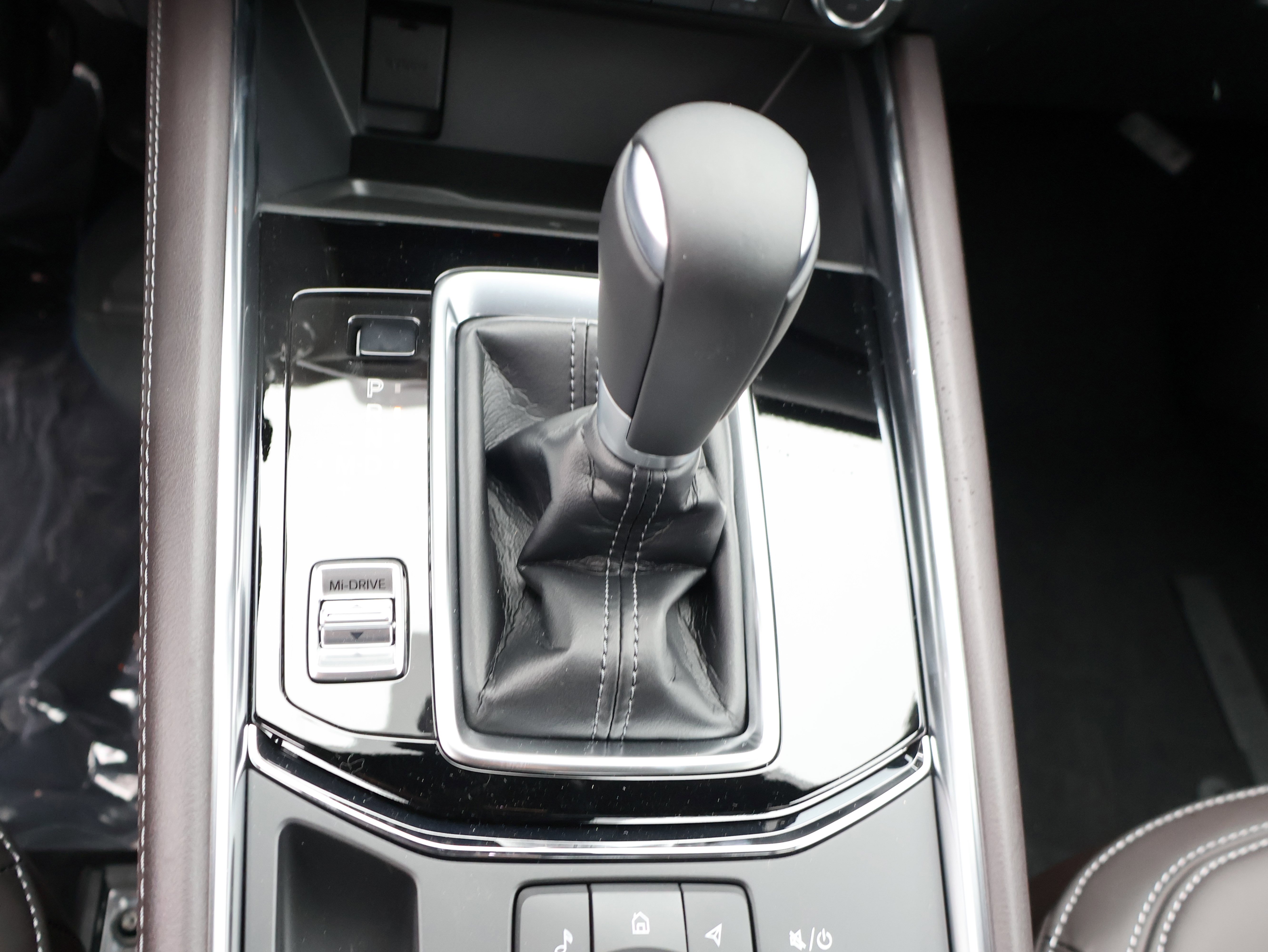 New 2025 MAZDA CX-5 Signature image 31