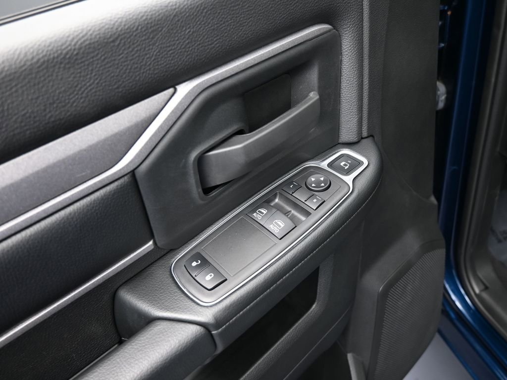 Used 2024 RAM 3500 Tradesman image 13