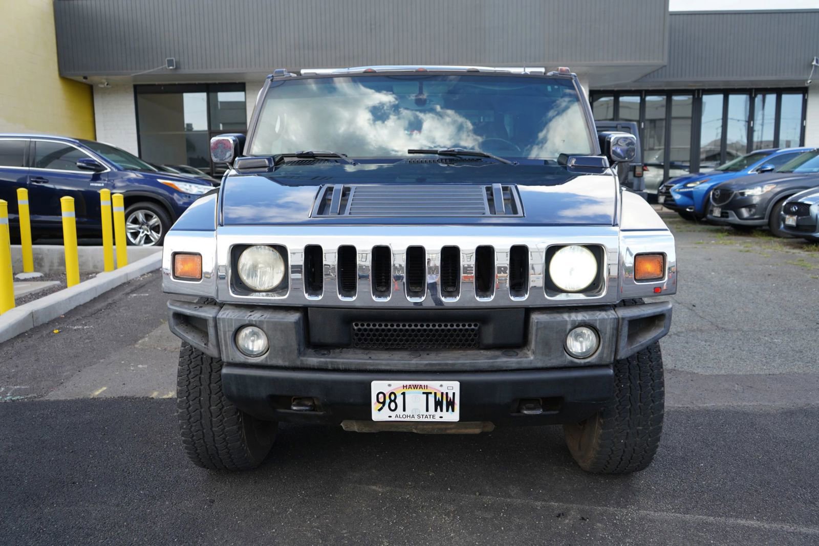 Used 2005 HUMMER H2 SUT w/ Preferred Equipment Group image 3