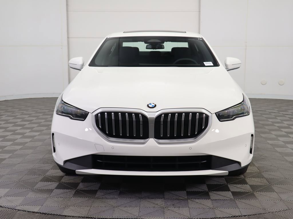 Certified 2025 BMW 530i 530i image 3
