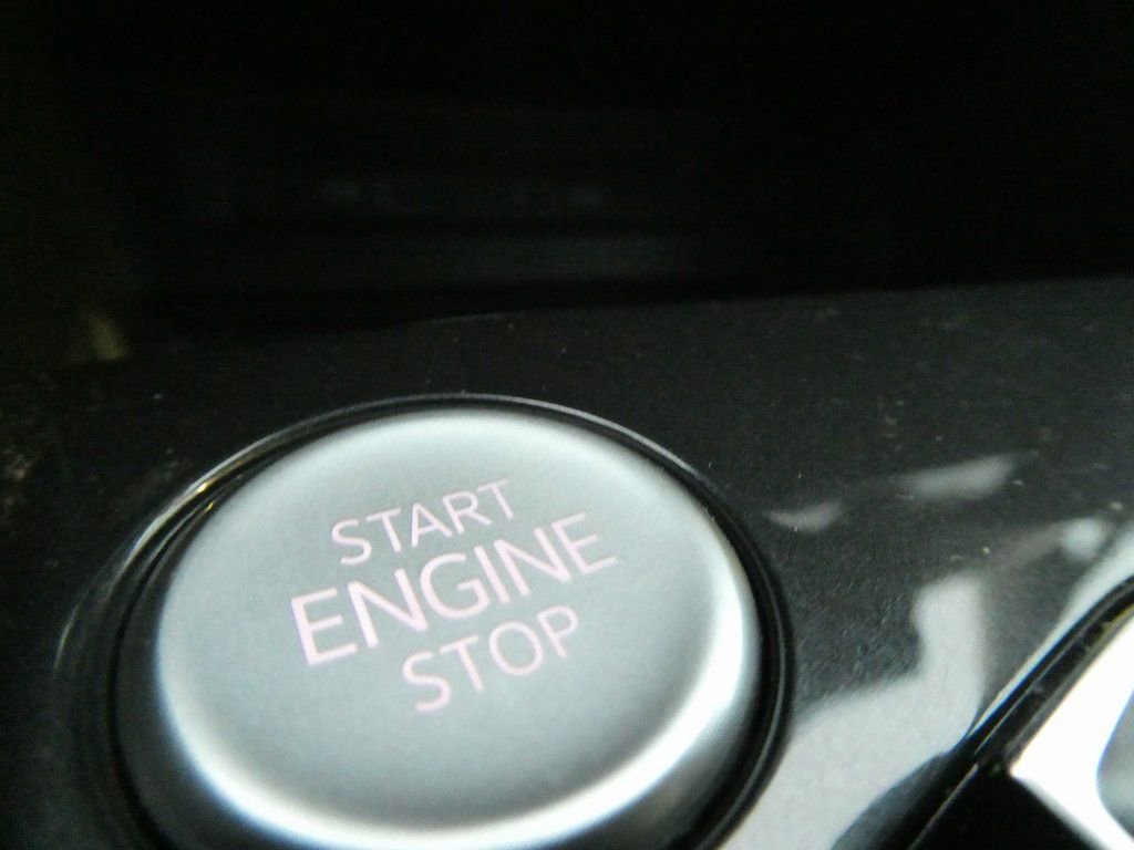 Used 2024 Volkswagen Tiguan S image 6