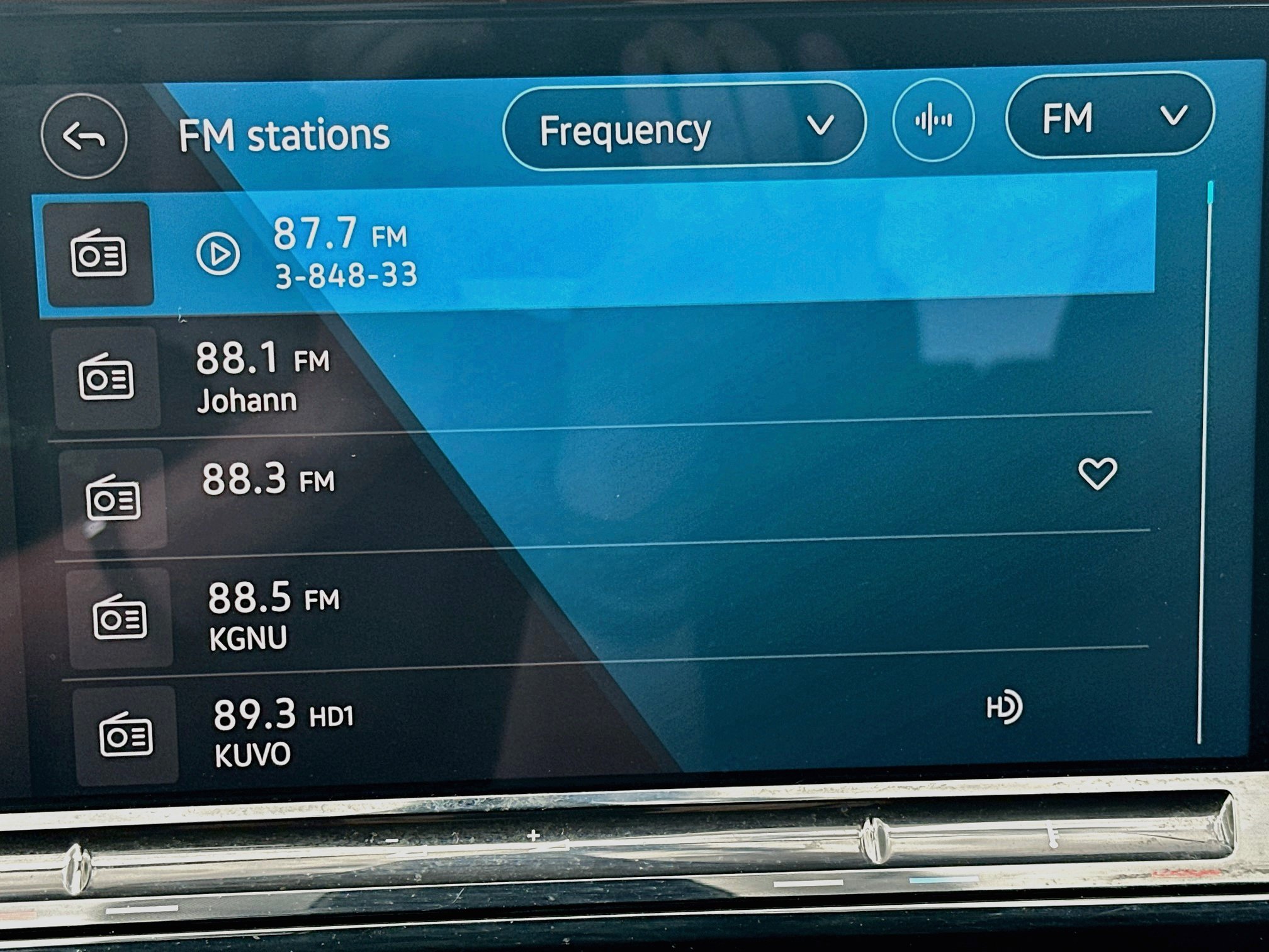 Used 2024 Volkswagen Atlas SE AWD/4WD image 21