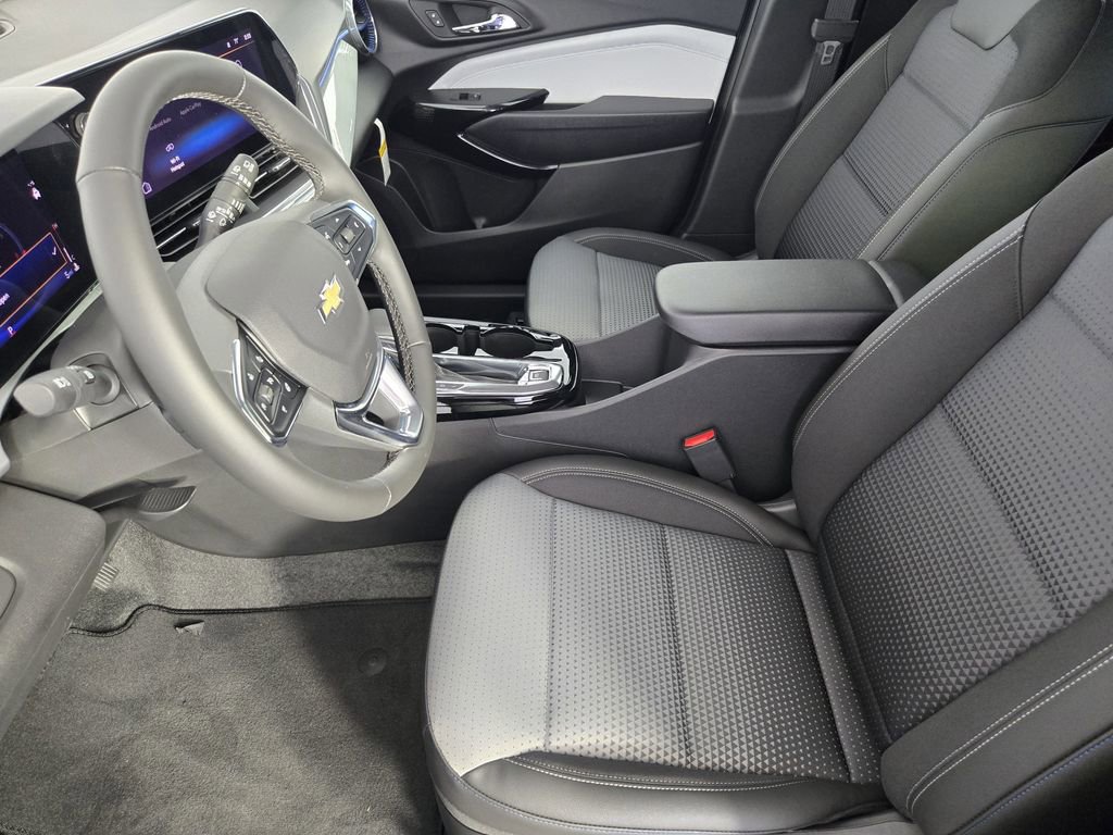New 2026 Chevrolet Trax LT w/ Driver Confidence Package image 14