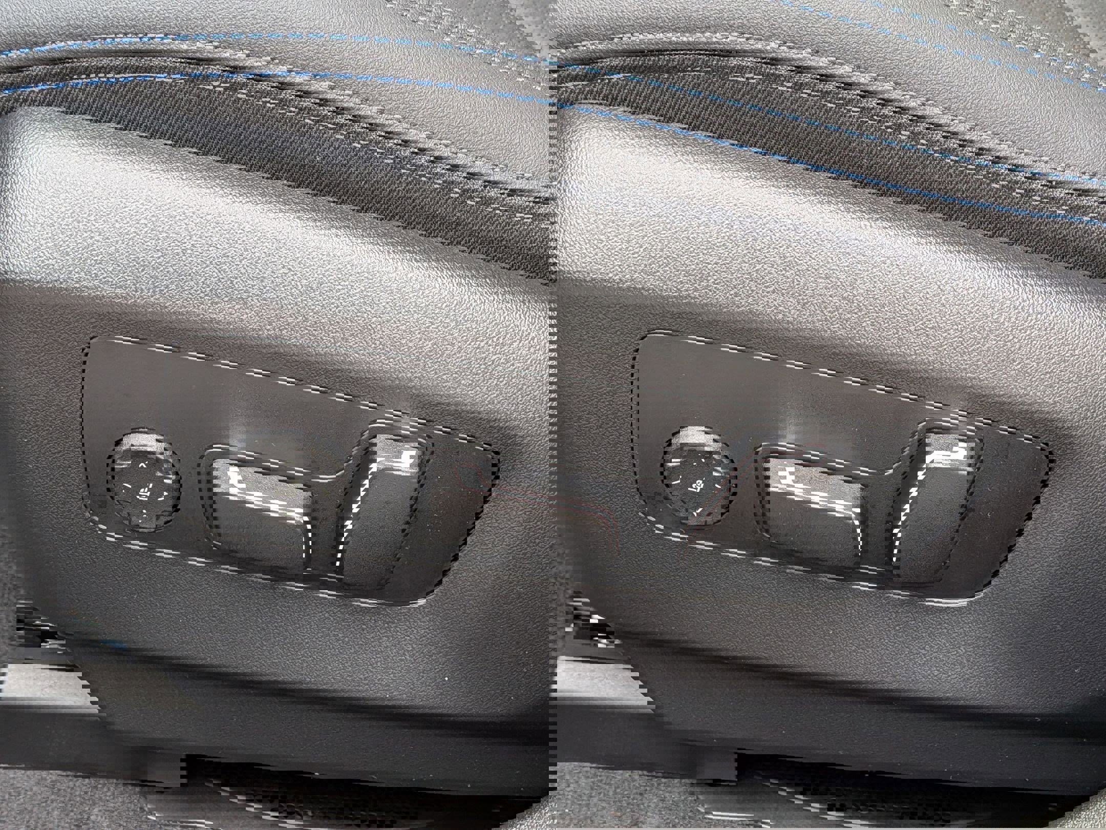 New 2026 BMW 540i xDrive w/ M Sport Package image 16