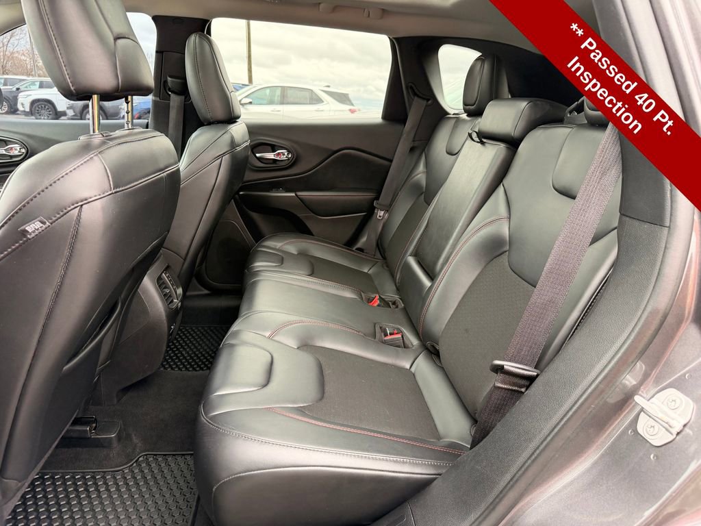 Used 2020 Jeep Cherokee Trailhawk w/ Comfort & Convenience Group image 15